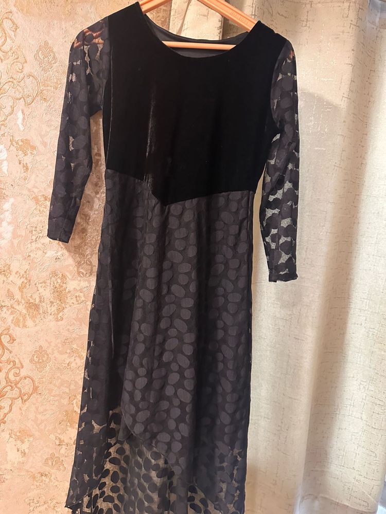 Elegant Black Velvet &amp; Lace Dress, Bust-32