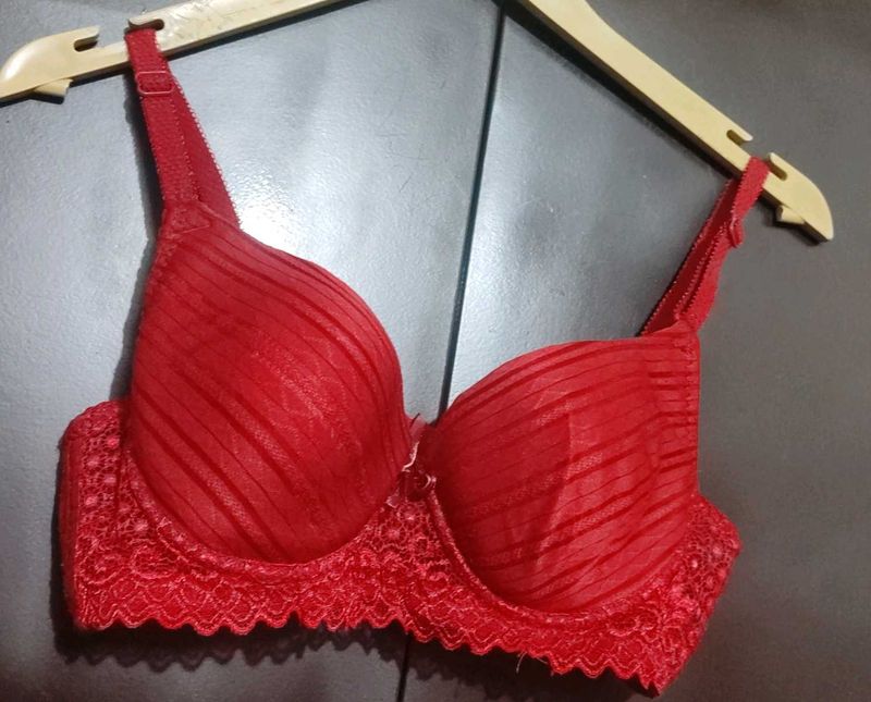 Red🔴 Beautiful Bra For 34 Bust