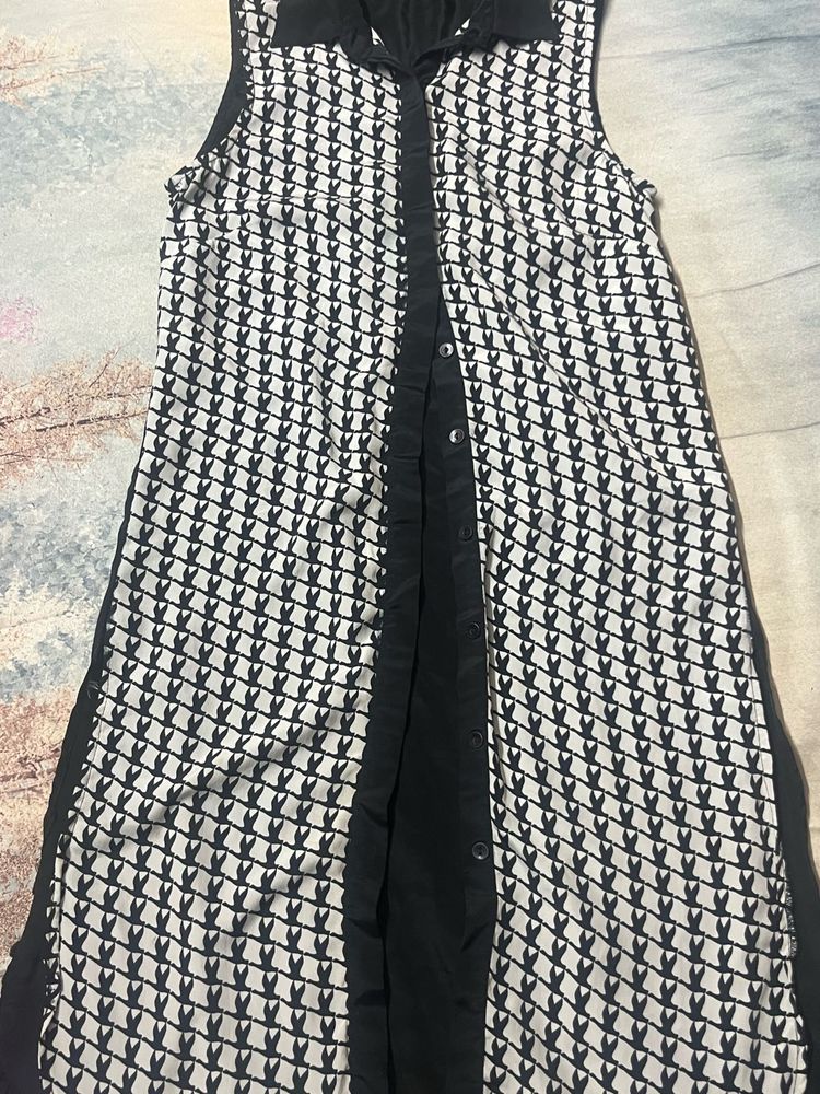 Sleeveless Dress