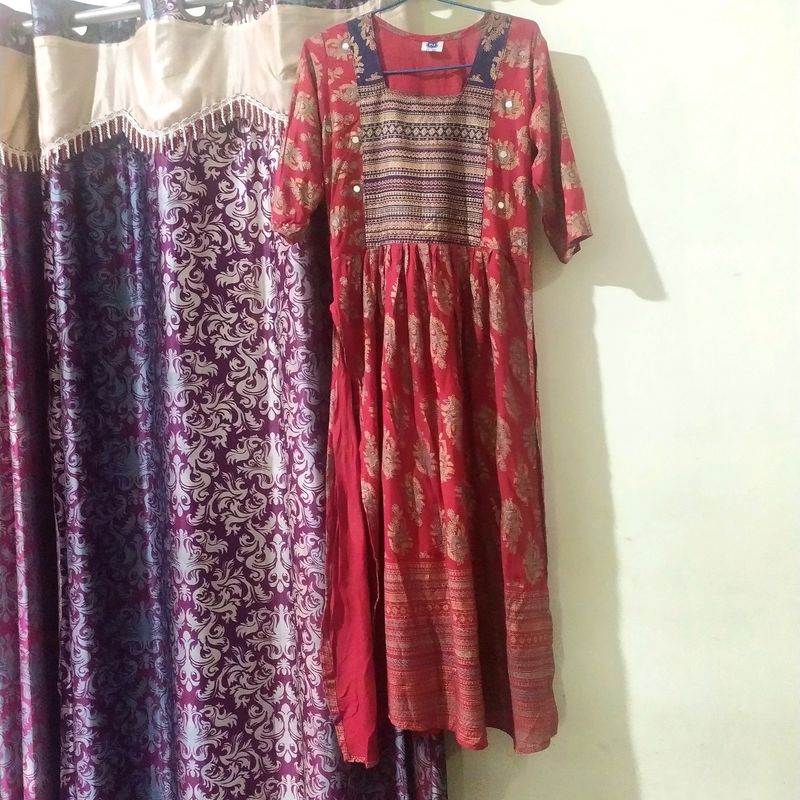 Handworked Naira Cut Kurti With Golden Print