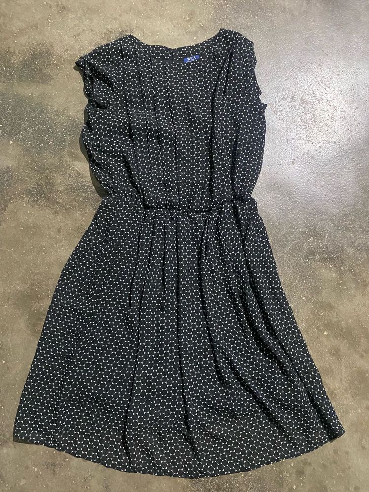 Apt. 9 Sleeveless Dress - Size M