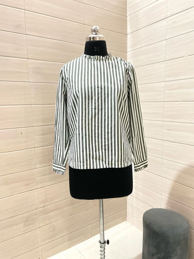 H&amp;M Pintresty Green Striped Top