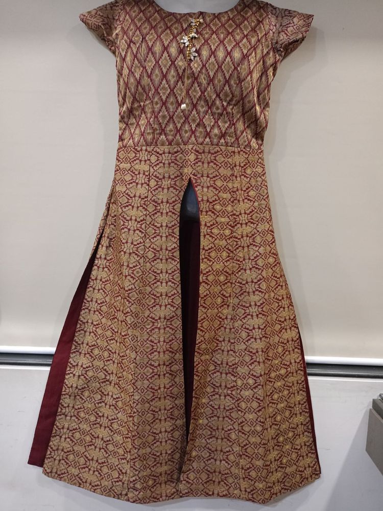 Royal Navel Slit Long Kurta With Dupatta