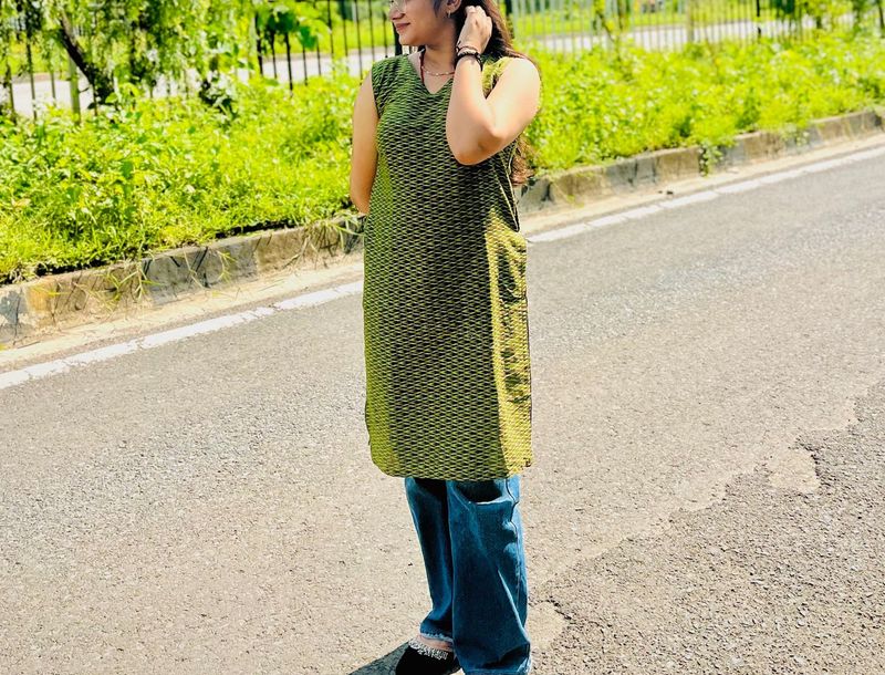 Green Patterned Kurti/Tunic