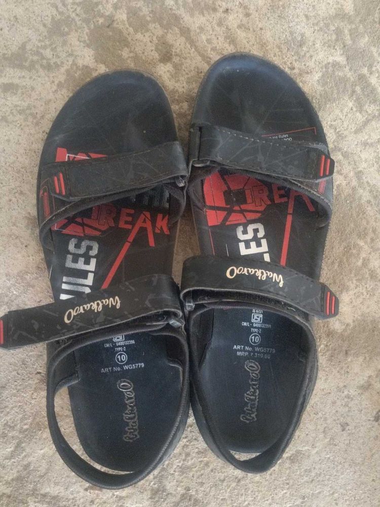 Walkaroo Sandals - Comfortable &amp; Stylish