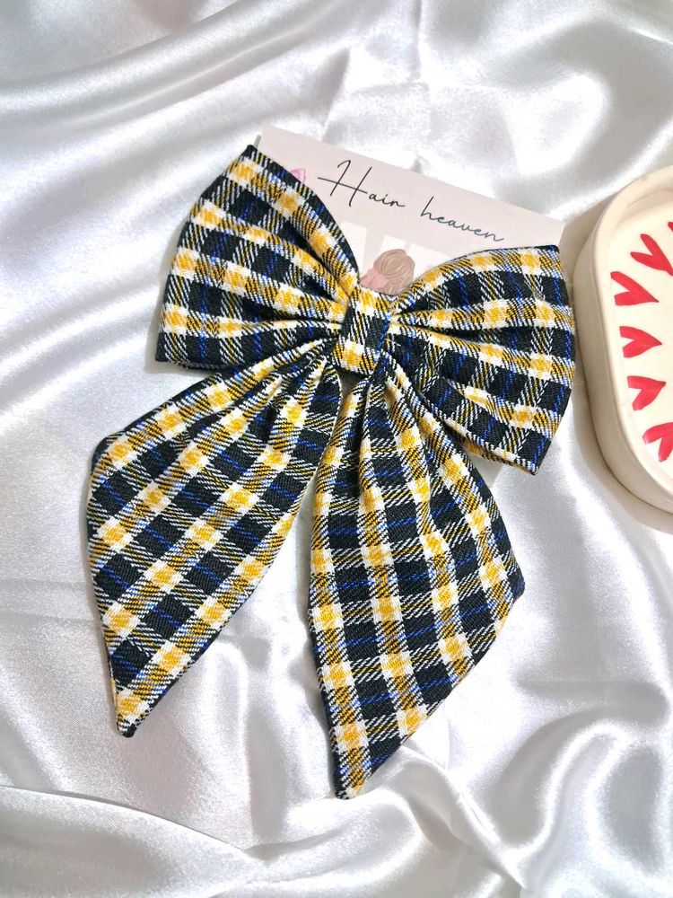 Pigtail Bow
