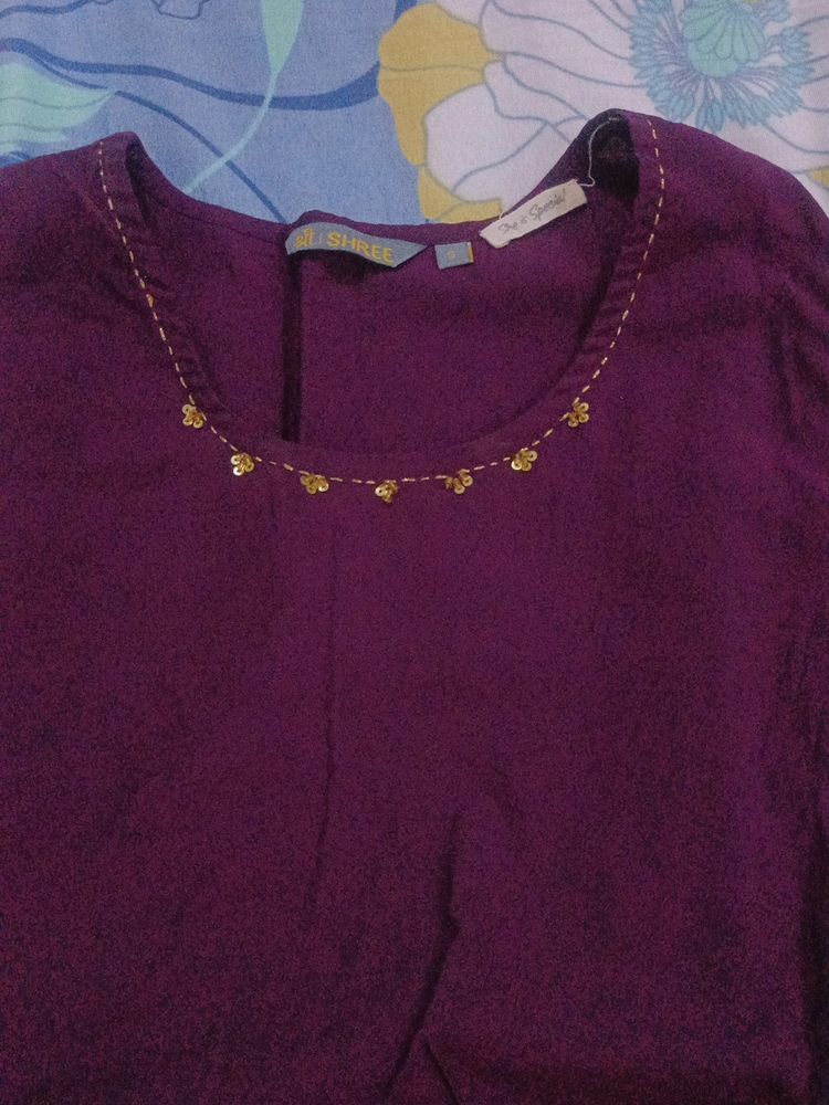 Sleevless Kurti