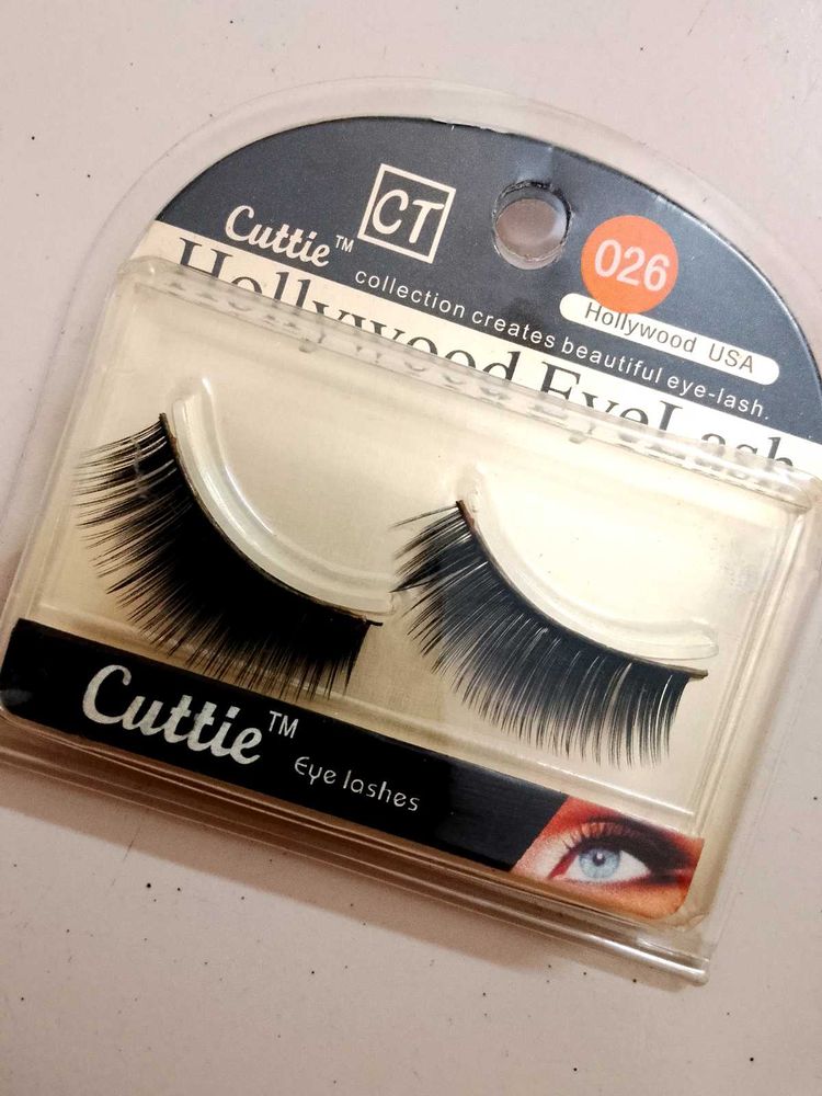 Cuttie Hollywood Eyelashes