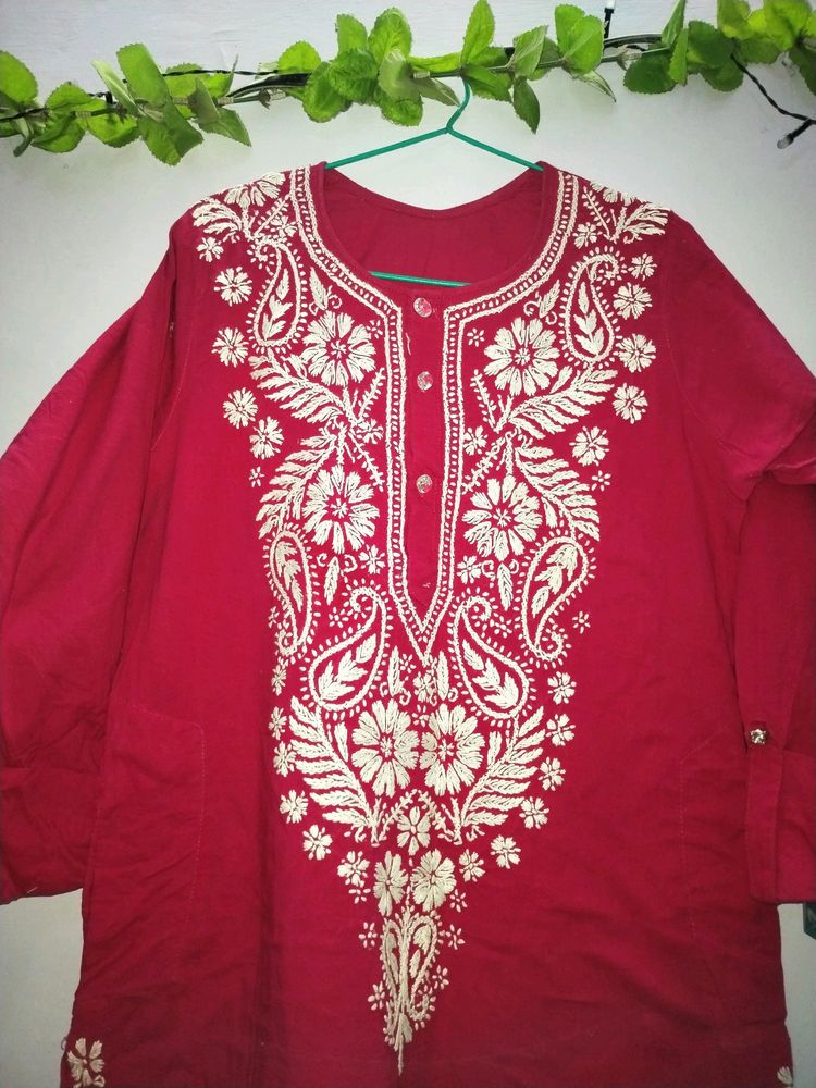 Beautiful Chickenkari Kurti❤️