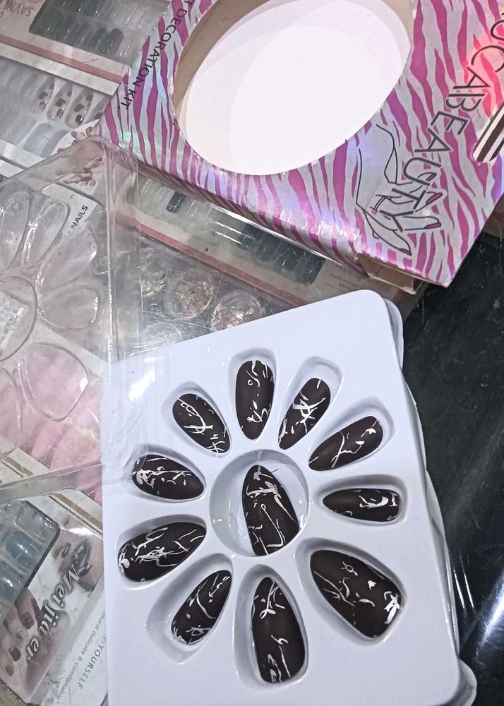 New Stick On Nails