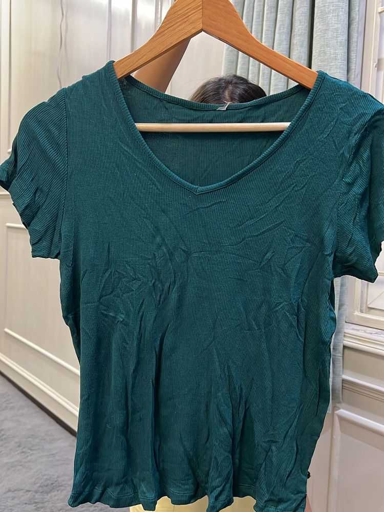 Green Stretchable Tee