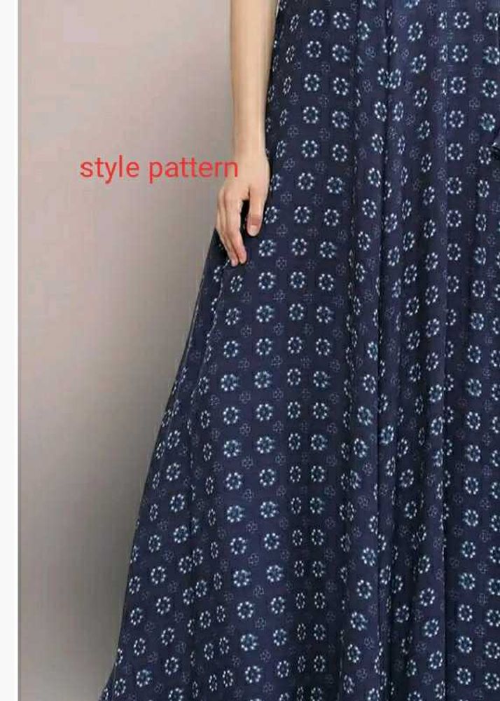 Women&#39;s Blue Flared Skirt