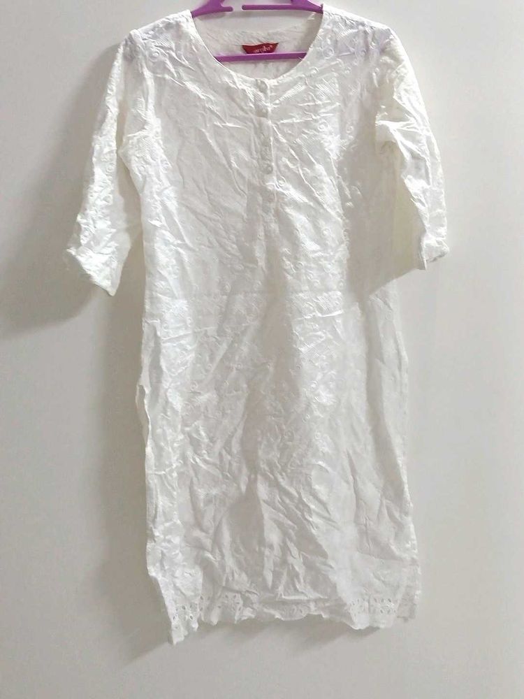 Elegant White chikankari Kurti Top
