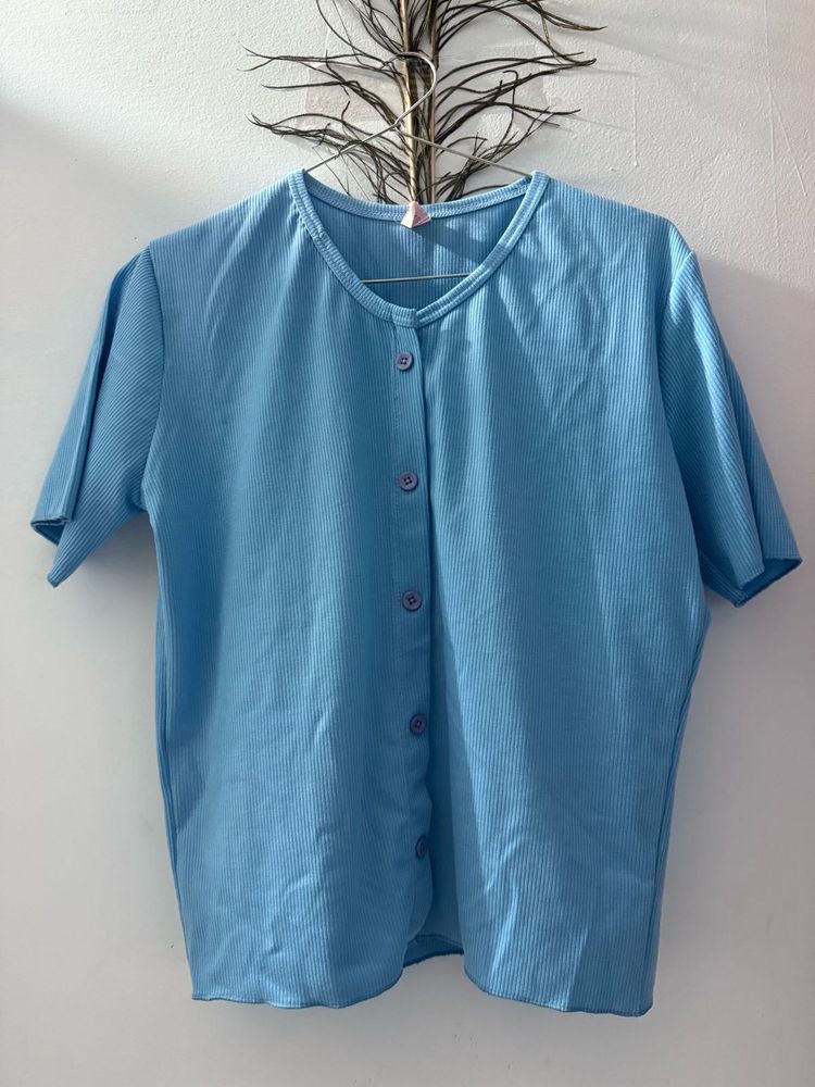 Trendy Tops for Women