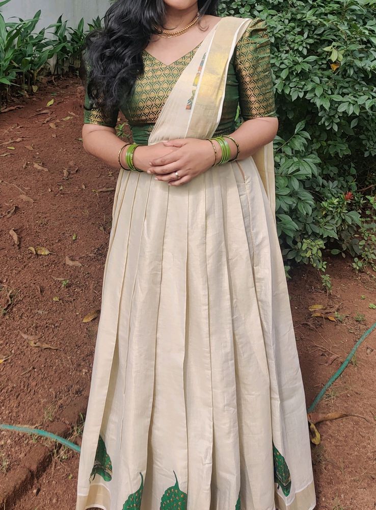 Latest Model Kerala Tissue Mural Paint Half Saree