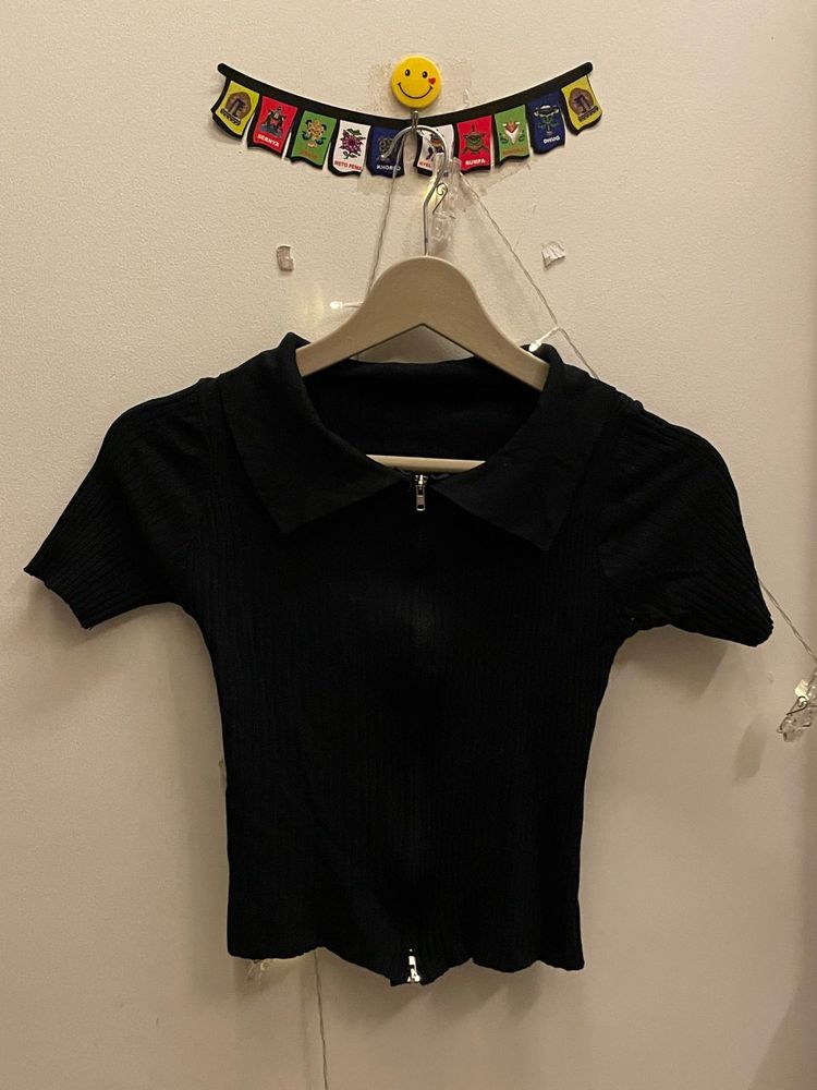 Black Zipper Top 🤗