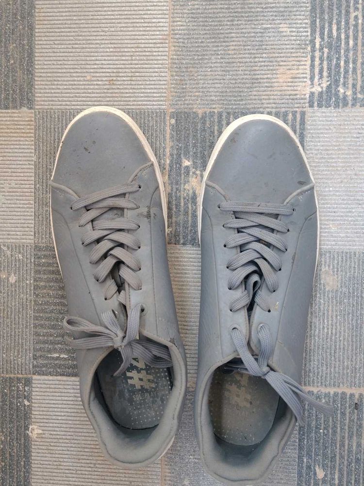 Casual Blue/Gray Sneakers