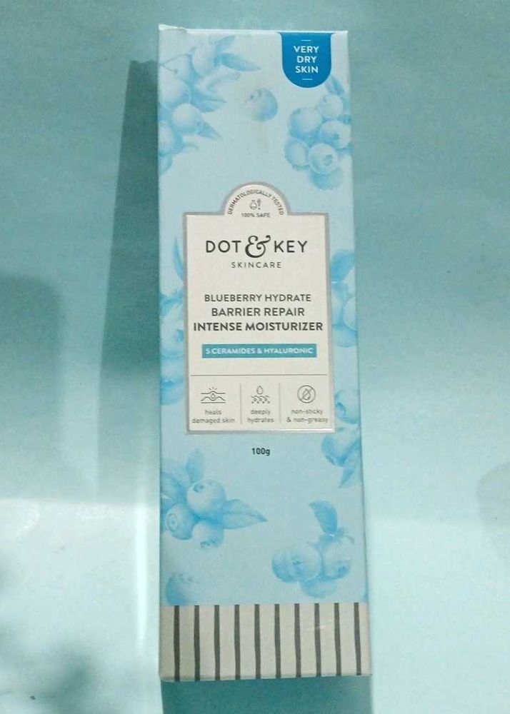 Dot &amp; Key Blueberry Moisturizer