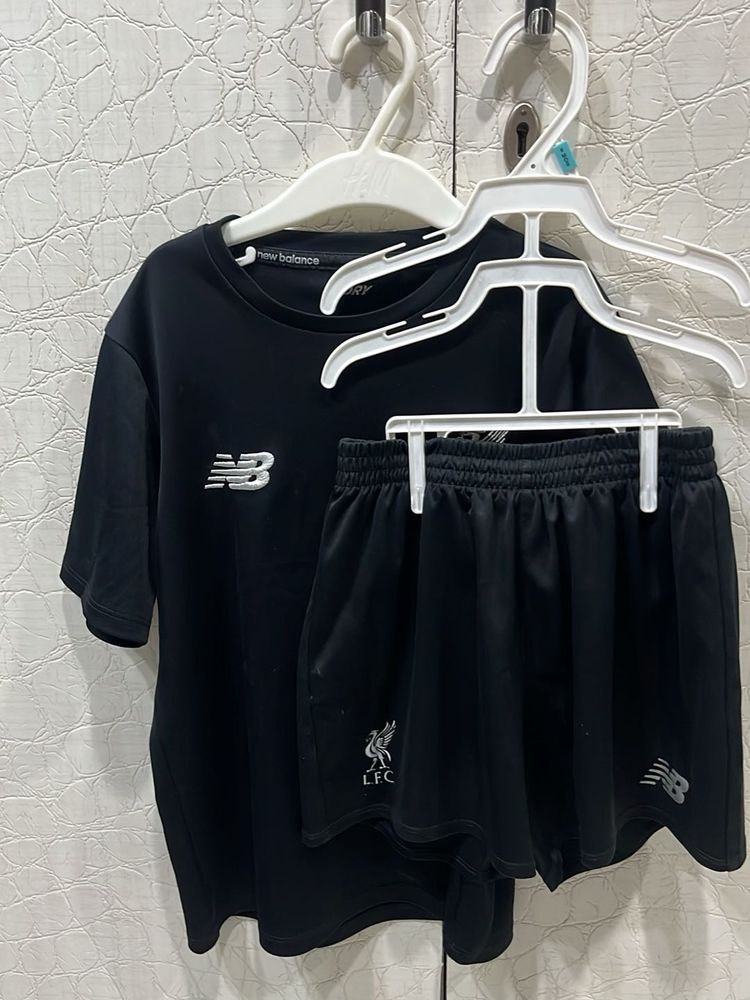 New Balance Liverpool FC CLUB Kids Set