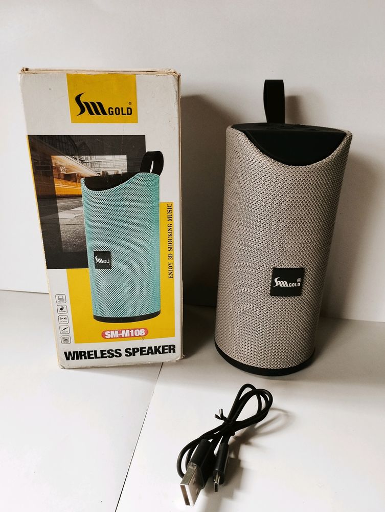 SM Gold Bluetooth Speakers