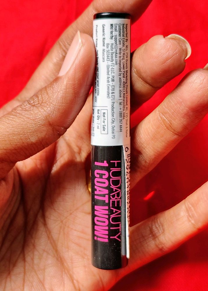 Huda Beauty 1 Coat Wow Mascara