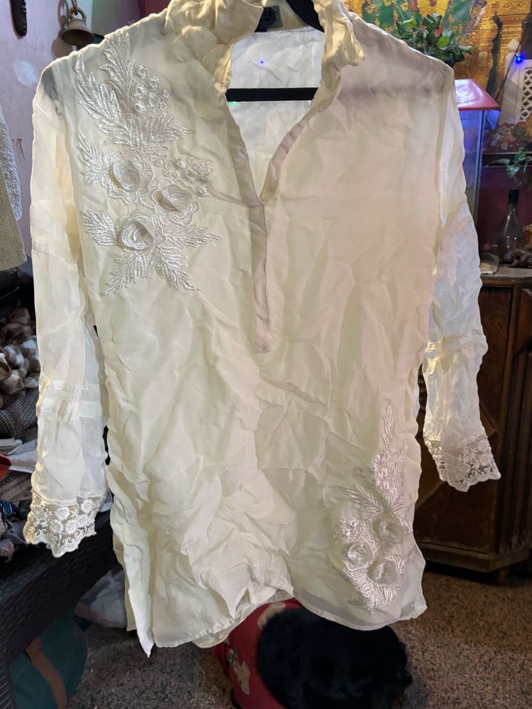 Elegant Embroidered Tunic Top