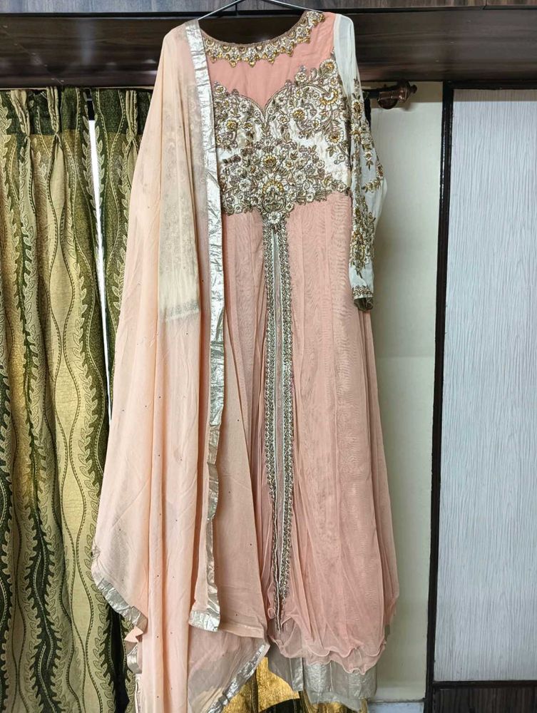 PEACH &amp; WHITE GOWN SET