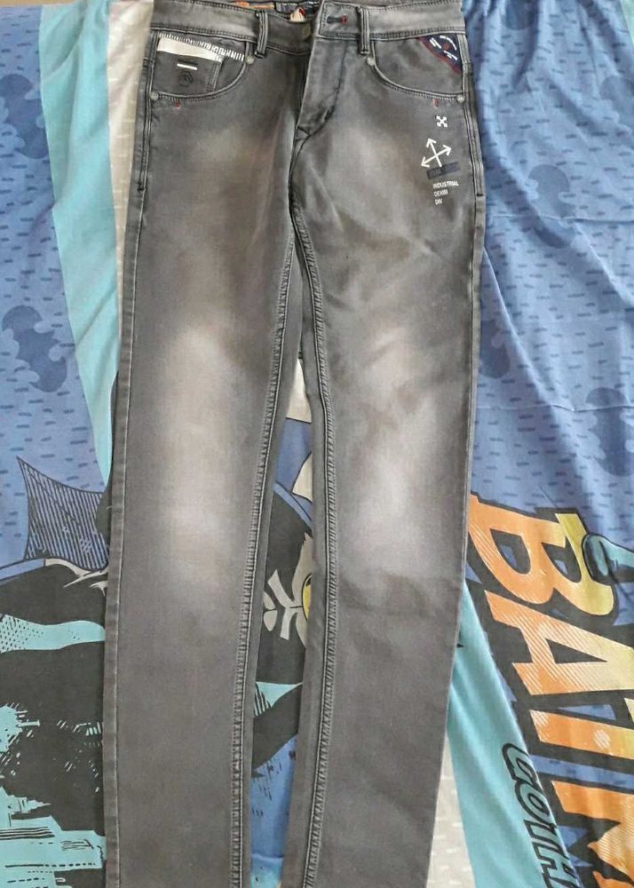Grey Colour Denim Jeans