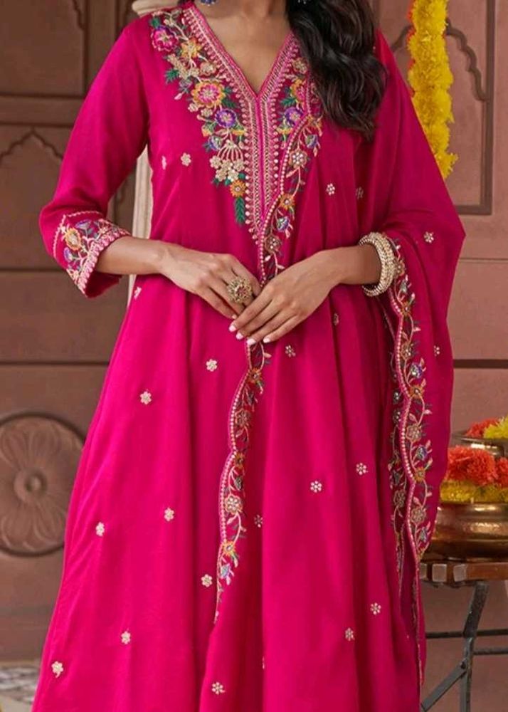Elegant Pink Embroidered Kurta Set