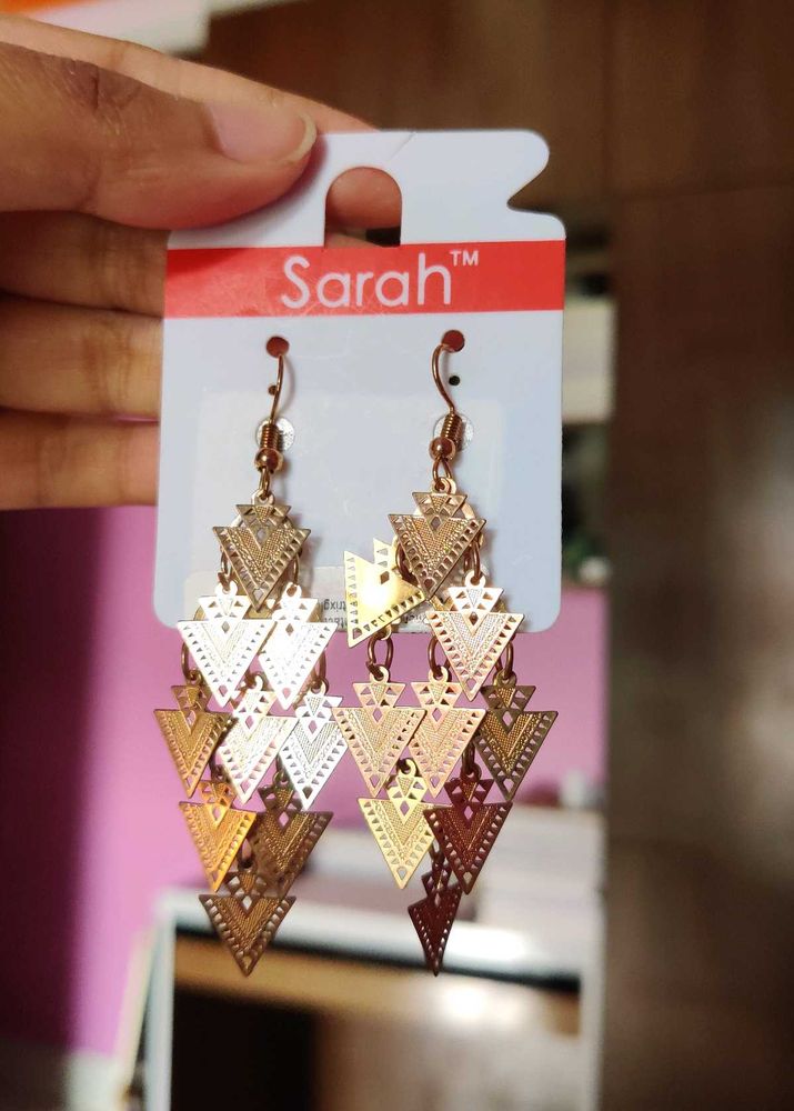 Rose Gold Dangler Earring