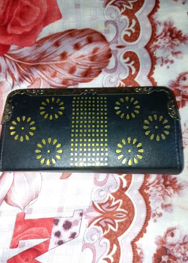 Vintage Style Clutch Wallet