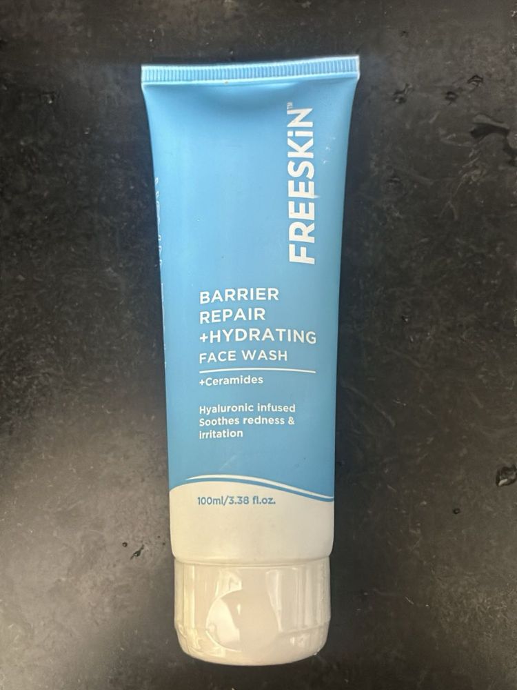 FREESKIN Barrier Repair Face Wash