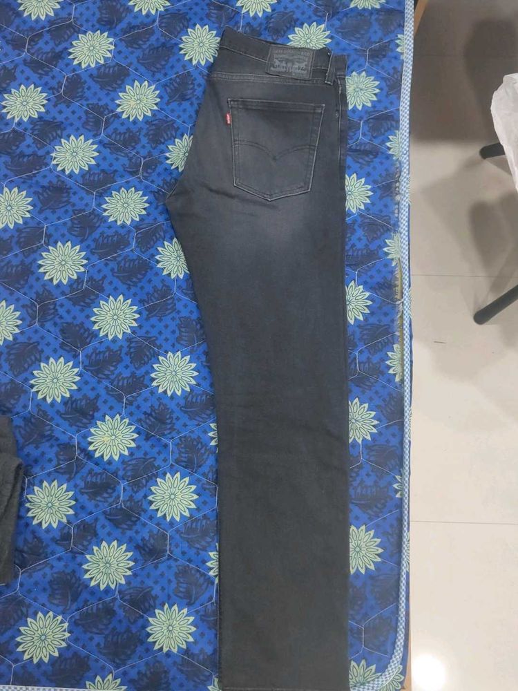 Levi's Black Denim Jeans