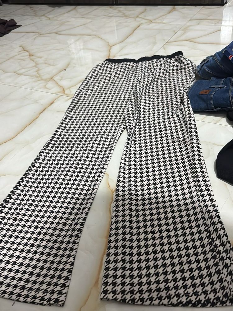 Houndstooth Wide Leg Pants