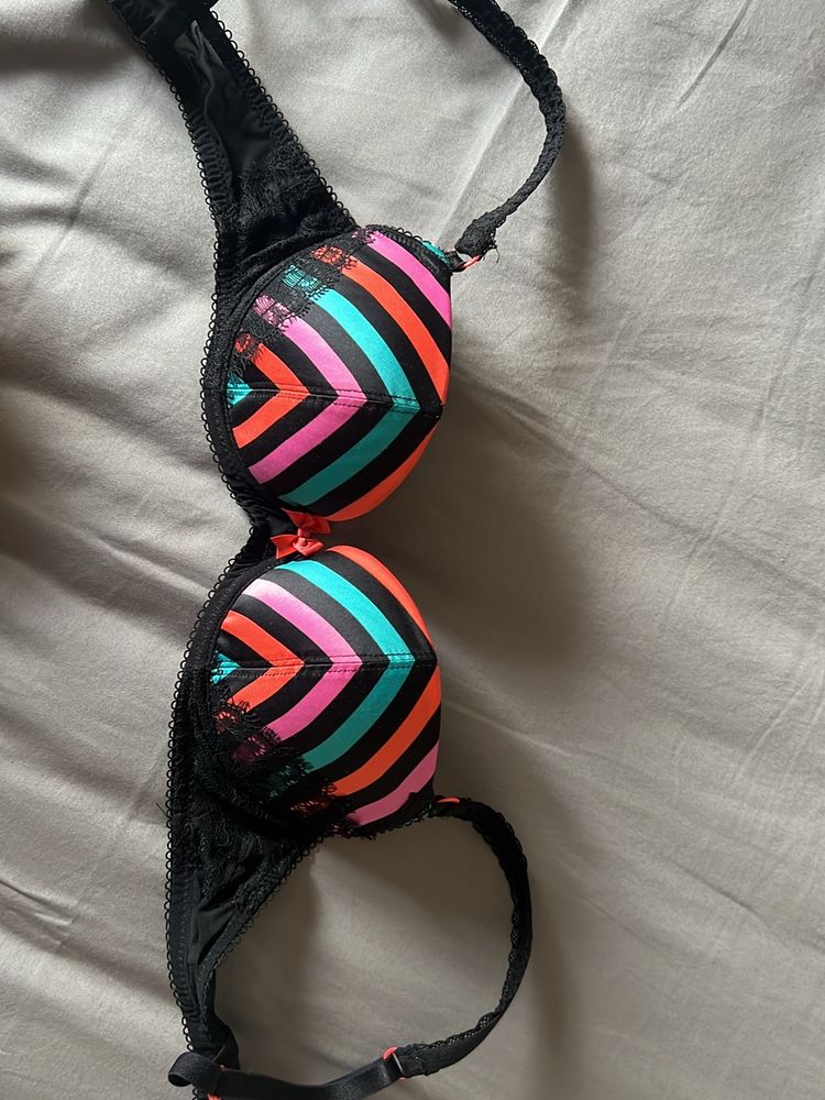 Marks &amp; Spencer Push-up Lace Multicolour Bra