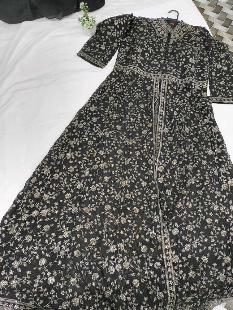 Elegant Black Embroidered Pakistani Gown
