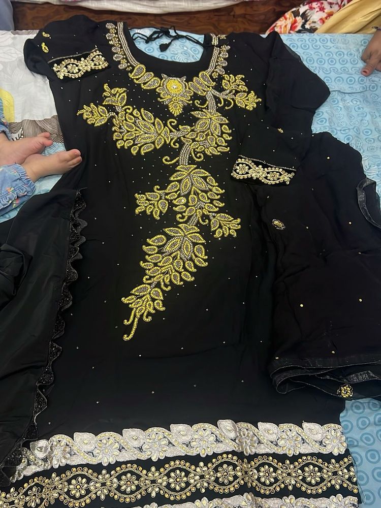 Elegant Black Kurta Set