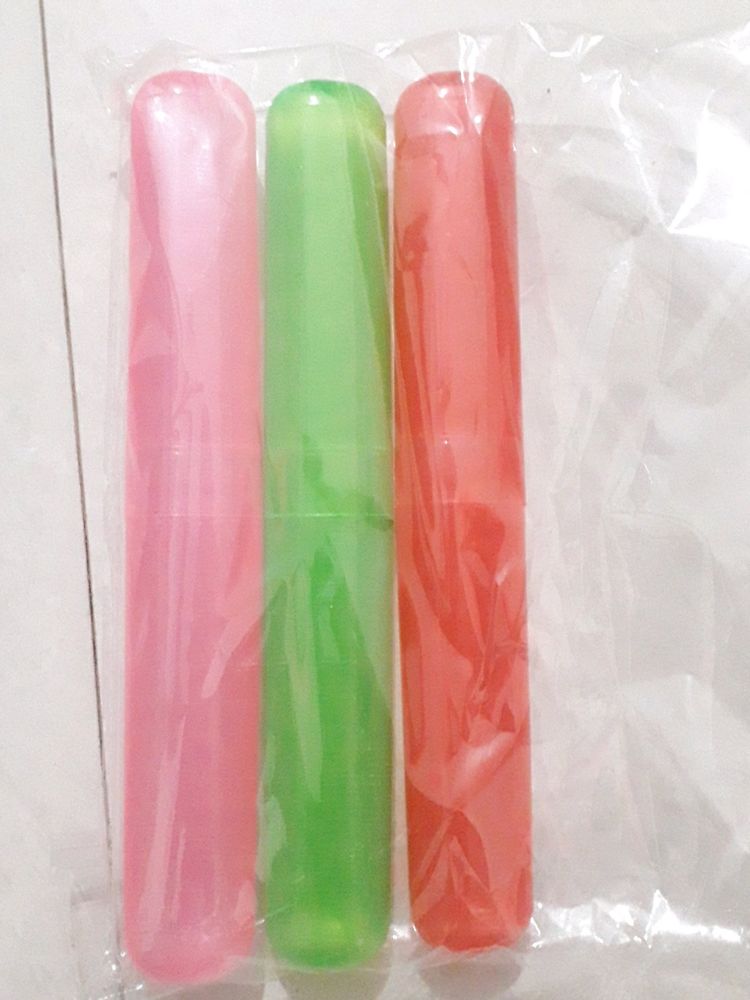 Multicolored Toothbrush Holder, Toothbrush Travel Case, Portable Toothbrush Holder