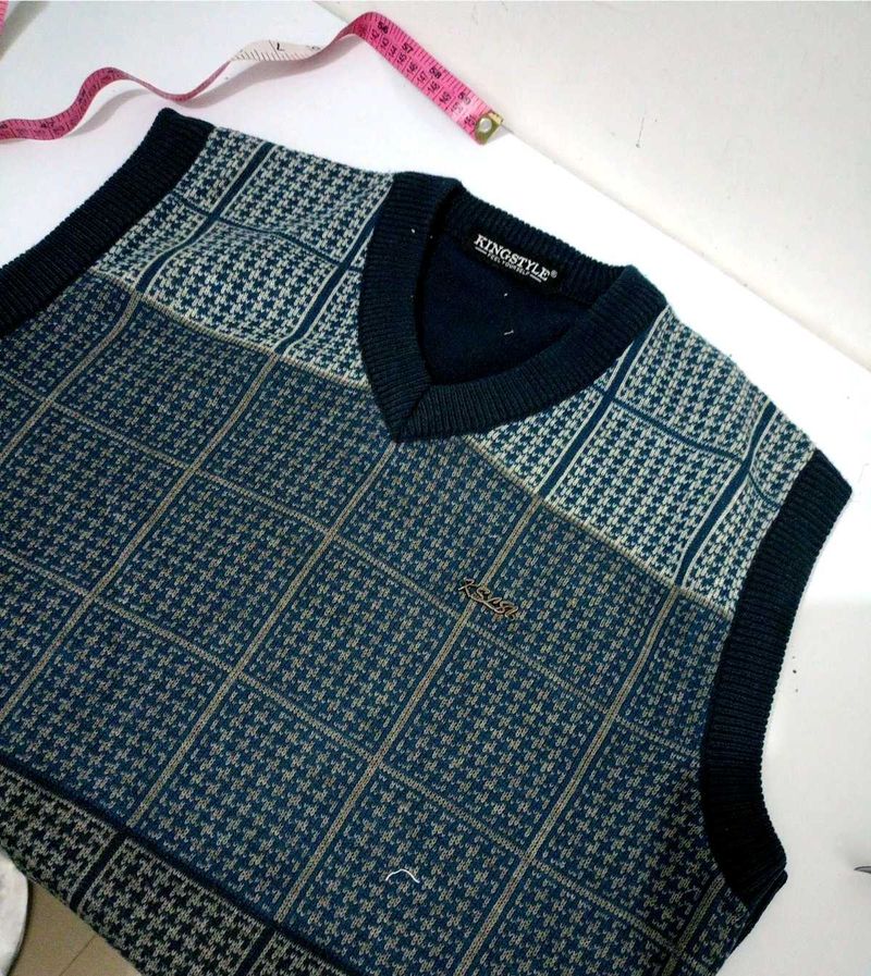 Kingstyle Sleeveless Sweater Vest