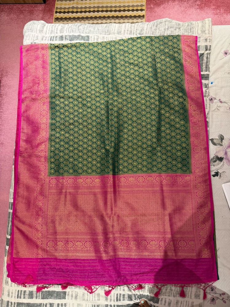 Green &amp; Pink Art Silk Saree