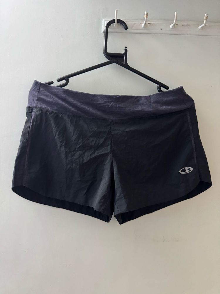 Black Running Shorts-M