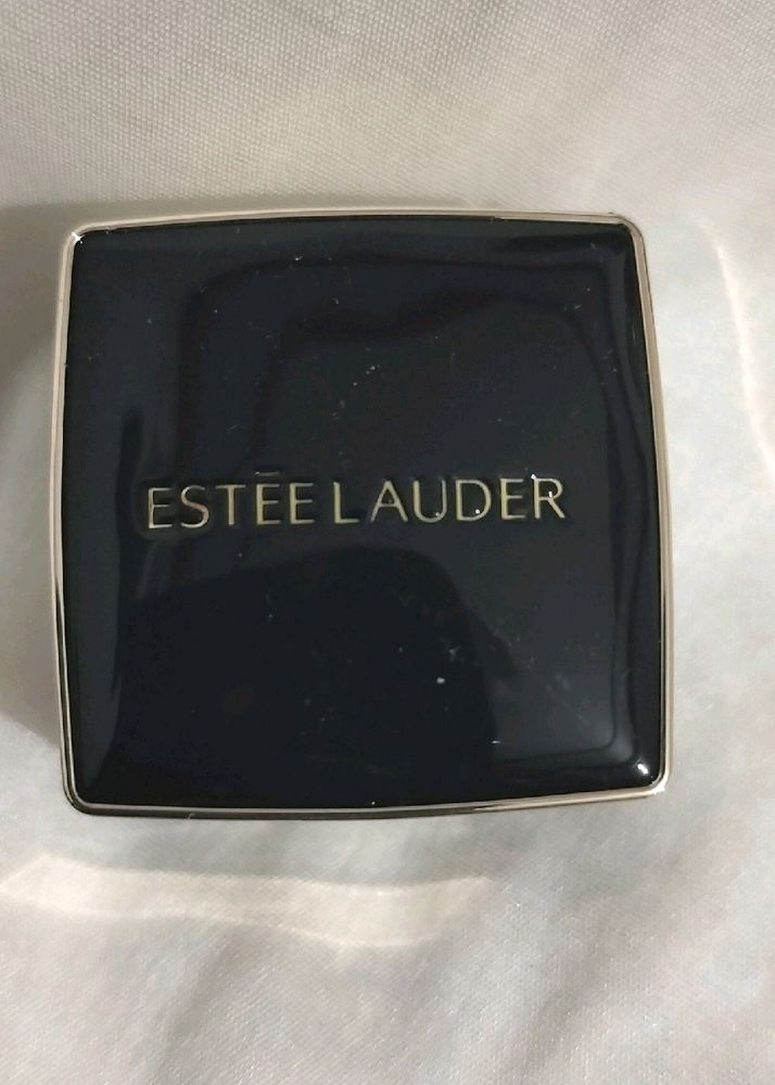 estee Lauder powder