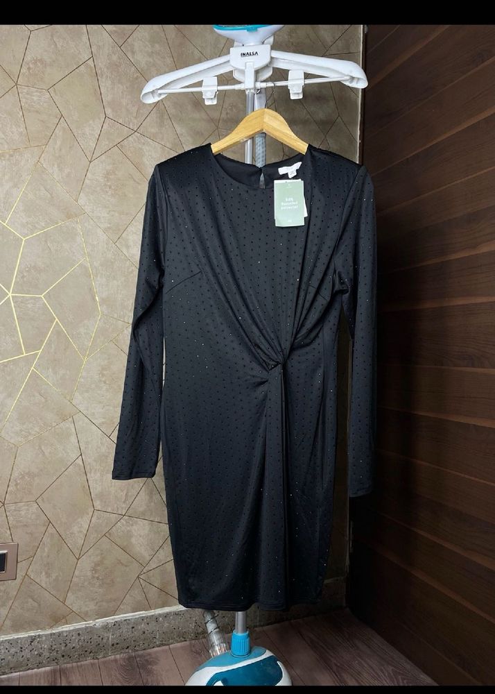 Never Used// H&amp;M Dress