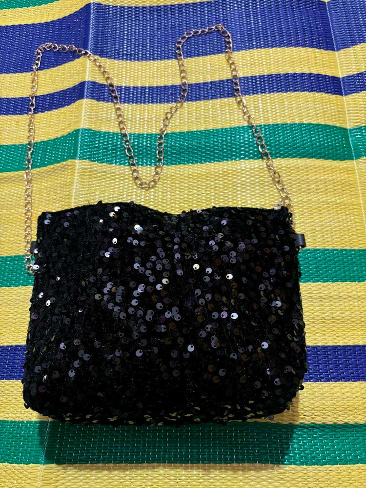 Sling Bag With Chain