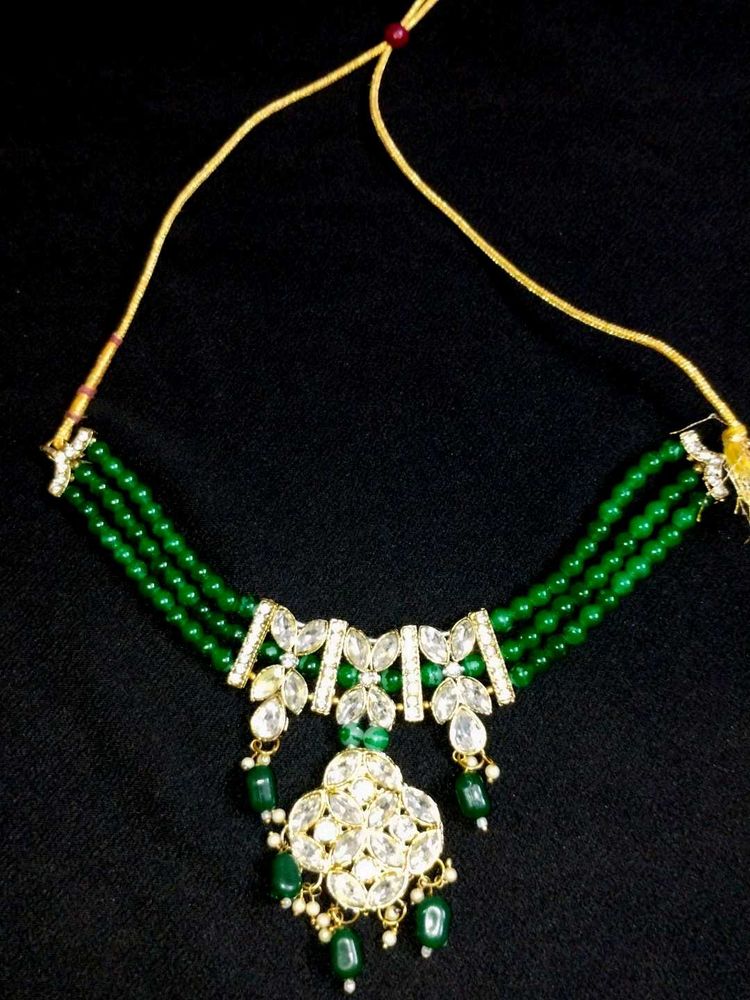 Green Beaded Kundan Necklace