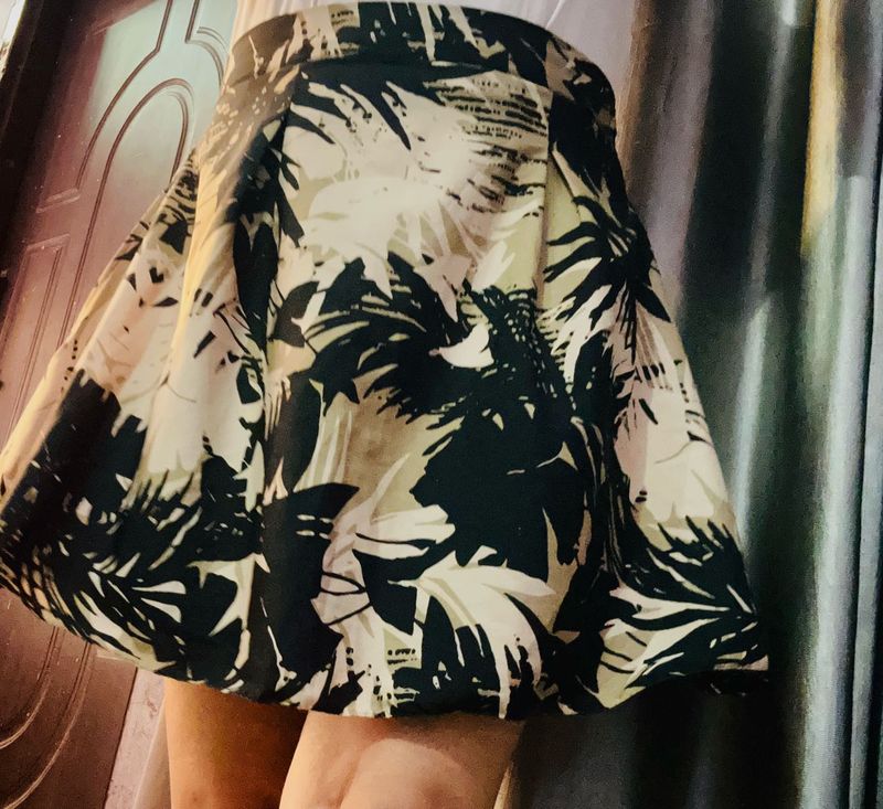 Floral Print Mini Skirt