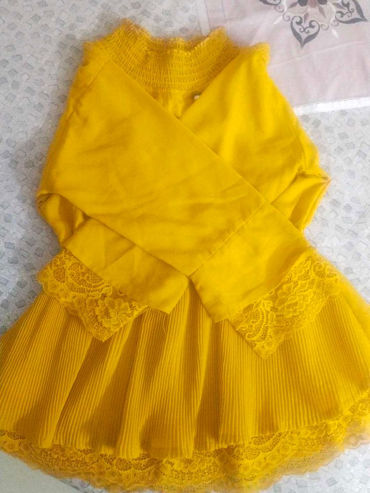 Yellow Lace Trim Dress