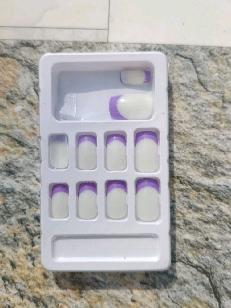 Press-On Nails - Purple Tip