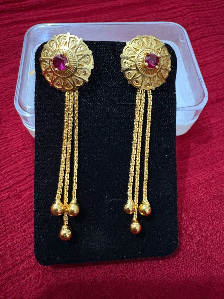 Gold Tone Dangle Earrings