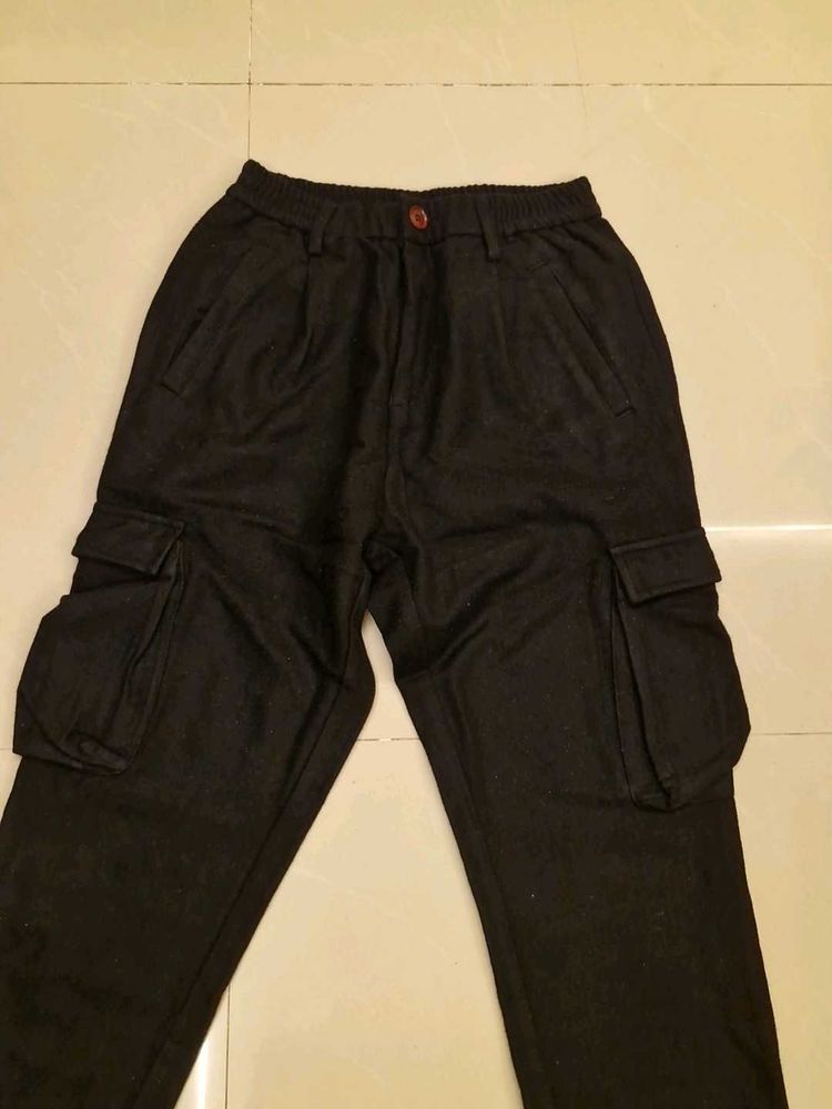 Stylish Black Cargo Jeans for Men